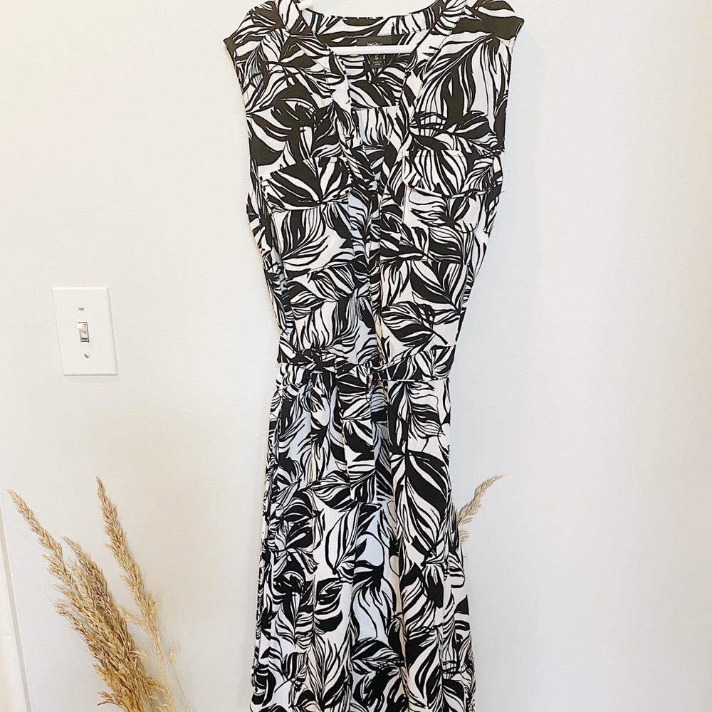 black & white print dress
